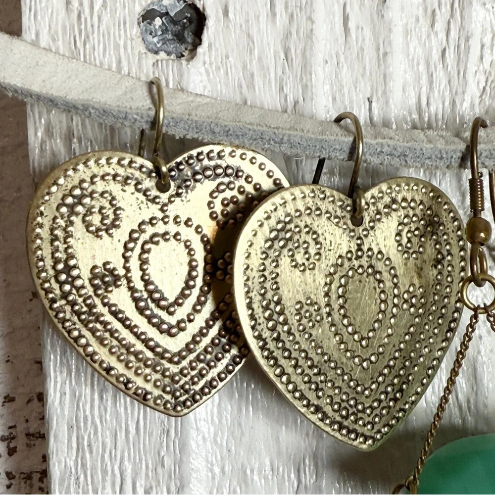2 Pairs Earrings Boho Metal Hearts Teal Jewel Gold Tone Dangle Hook Pierce Light